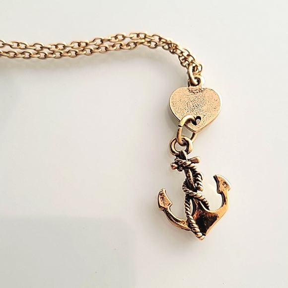 Gold Tone Anchor Heart Necklace - Picture 2 of 4